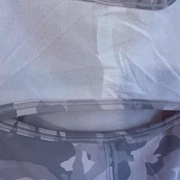 LIKE NEW! Lululemon Sculpt Tank Cropped Incognito Camo Pink sz 6 - Picture 9 of 9